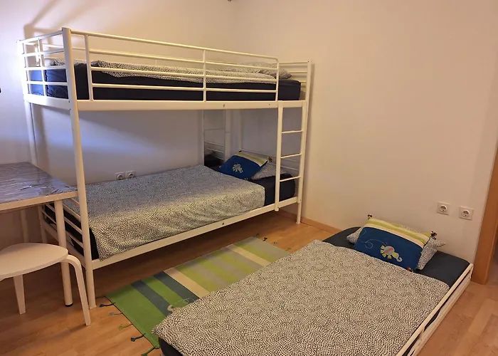 Sipk -free-parking-breakfast-terrace